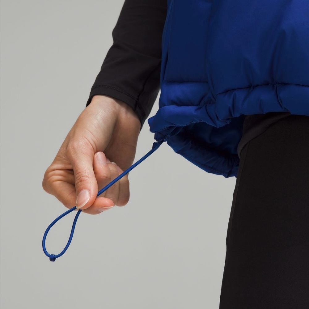 lululemon athletica RED Quilted Puffer Vest with Hood - Picture 6 of 9